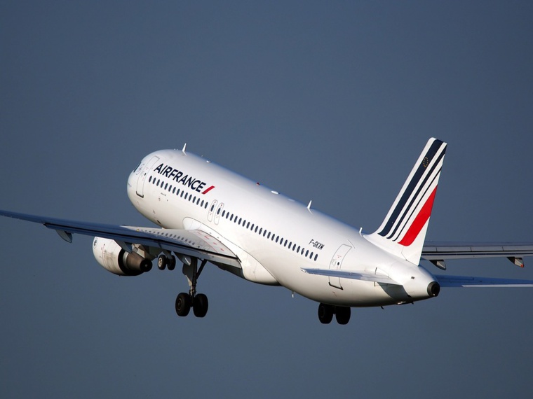 30% des vols Air France annulés, la négociation reprend avec la direction
