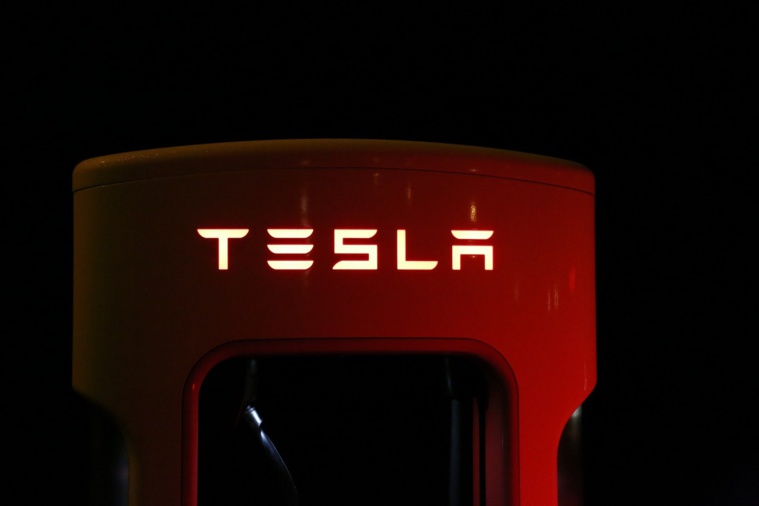 Tesla : un brevet pour des essuie-glaces laser ?