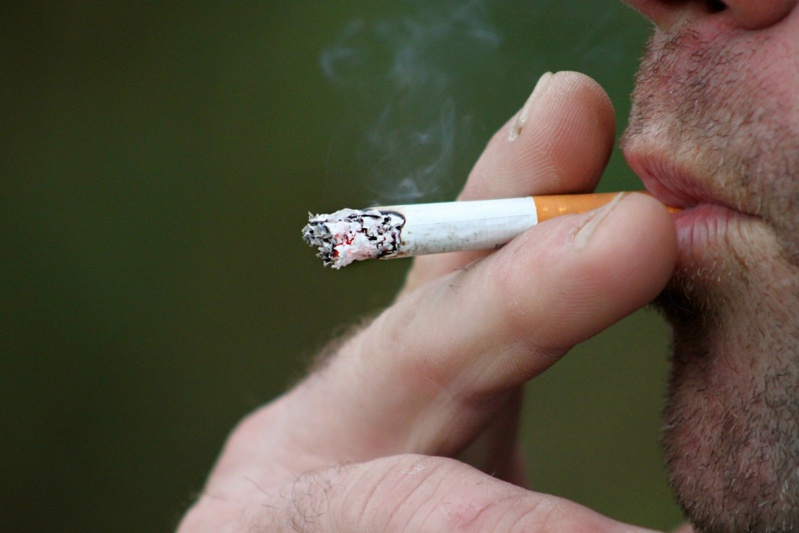 L’importation de tabac limitée à une cartouche par personne en France