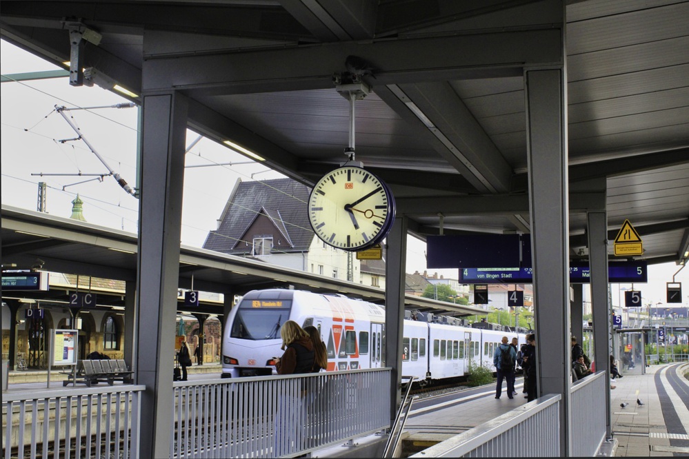 SNCF : Clément Beaune dévoile des bons plans pour vos billets de train !
