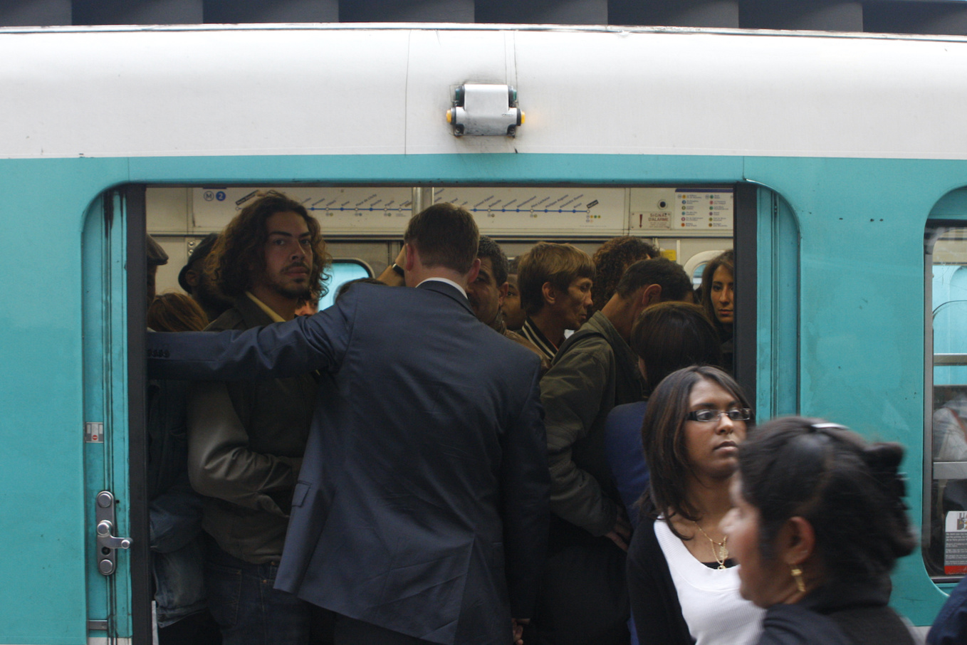 Métaux lourds dans l'air du métro parisien : Vert en Rage fait bouger les lignes !