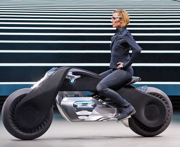 BMW n'invente pas encore la moto du futur mais fait déjà parler d’elle