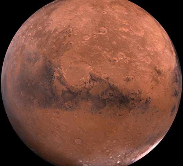 Eau sur Mars : y a-t-il vie dans le réservoir liquide sous-terrain découvert ?
