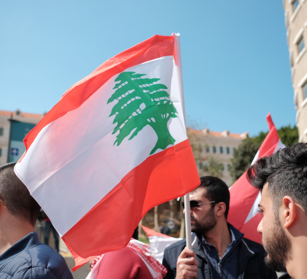Liban : face à la révolte, le Premier ministre présente sa démission
