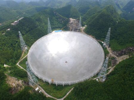 La Chine veut trouver des extraterrestres avec le plus grand télescope du monde