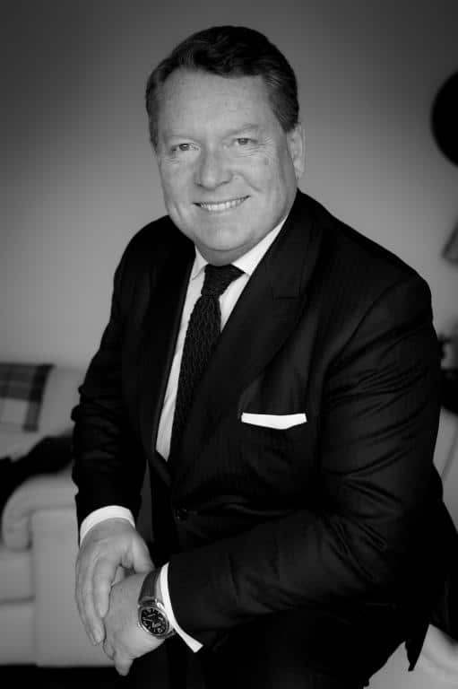 Papiers d’art, horlogerie, écriture : Michel Adé a le luxe bien en mains