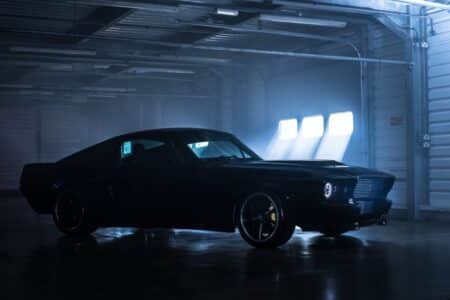 Des Mustang style sixties à moteurs électriques en édition limitée