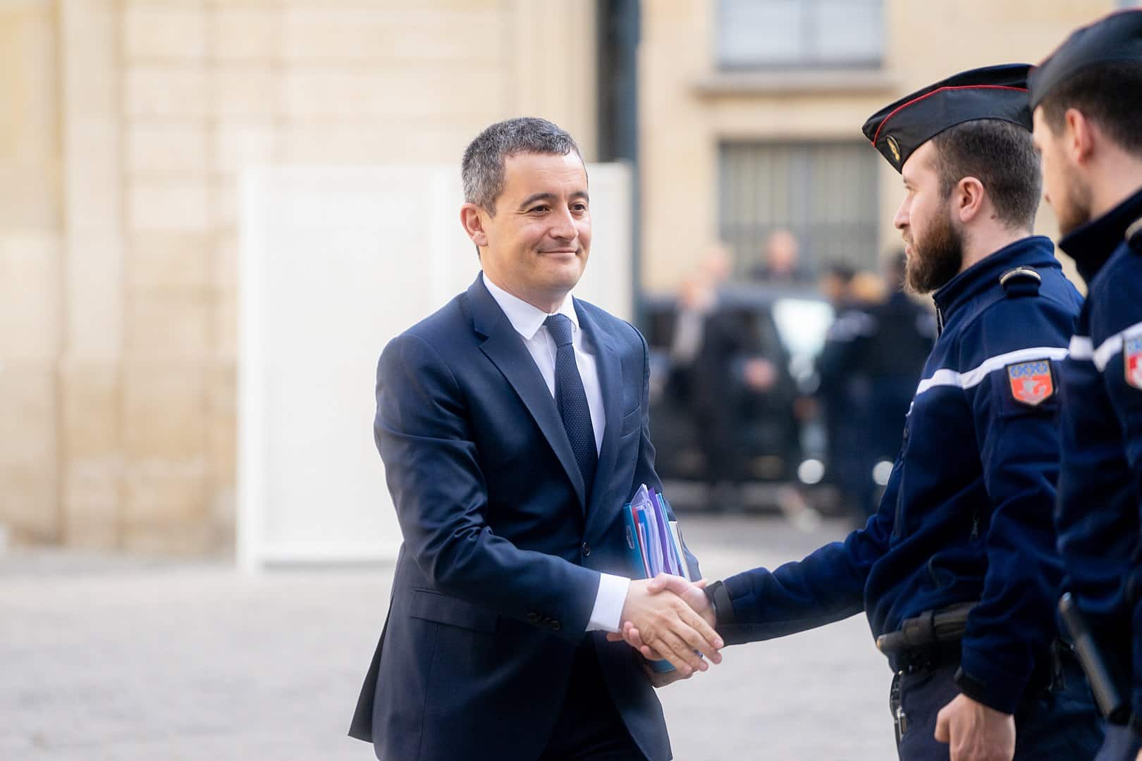 Gérald Darmanin veut interdire la vente de mortiers d’artifice au public