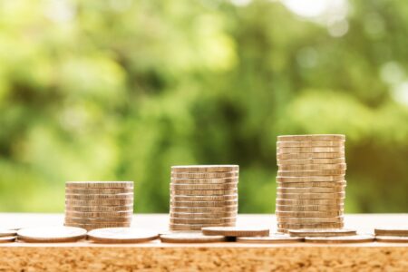 Une transaction sur deux se fait en espèces en France