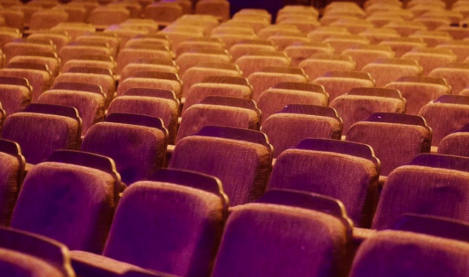 Malgré la crise, le monde du cinéma ne parvient pas à s’entendre sur les sorties de films