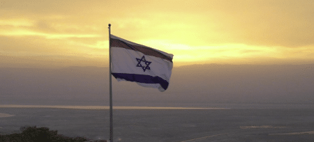 Benyamin Nétanyahou suscite une fronde de partis qui pourrait lui coûter sa place