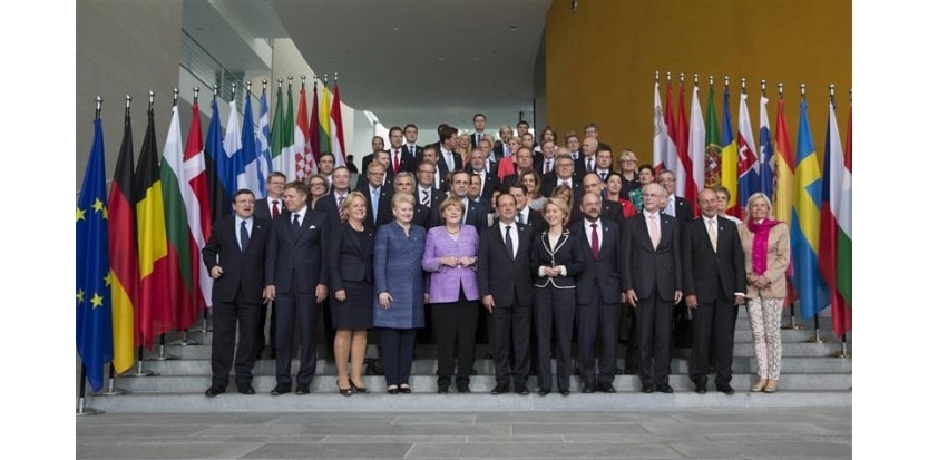 Les dirigeants européens à Paris contre le chômage des jeunes