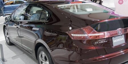 En 2015 Honda lancera une voiture à hydrogène