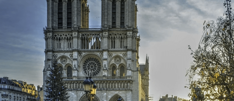 Notre Dame de Paris, une exposition pour souligner l'enjeu de sa restauration