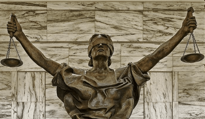 Justice : le procureur de la Cour de cassation requiert un procès contre Éric Dupond-Moretti