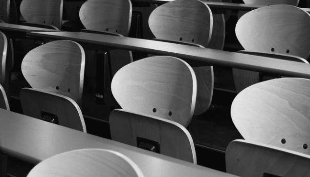 Frôlant les 3 millions, les effectifs étudiants ont encore augmenté