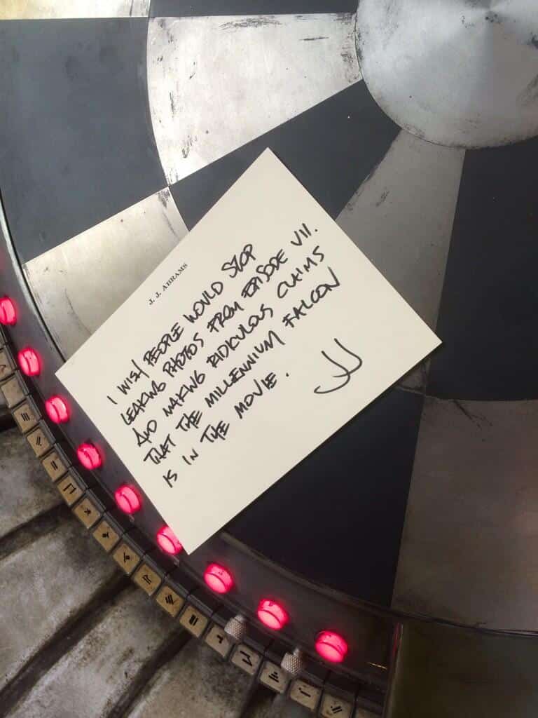 Star Wars Épisode VII : le réalisateur combat les fuites