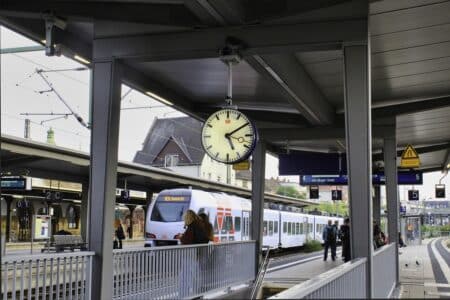 SNCF : Clément Beaune dévoile des bons plans pour vos billets de train !