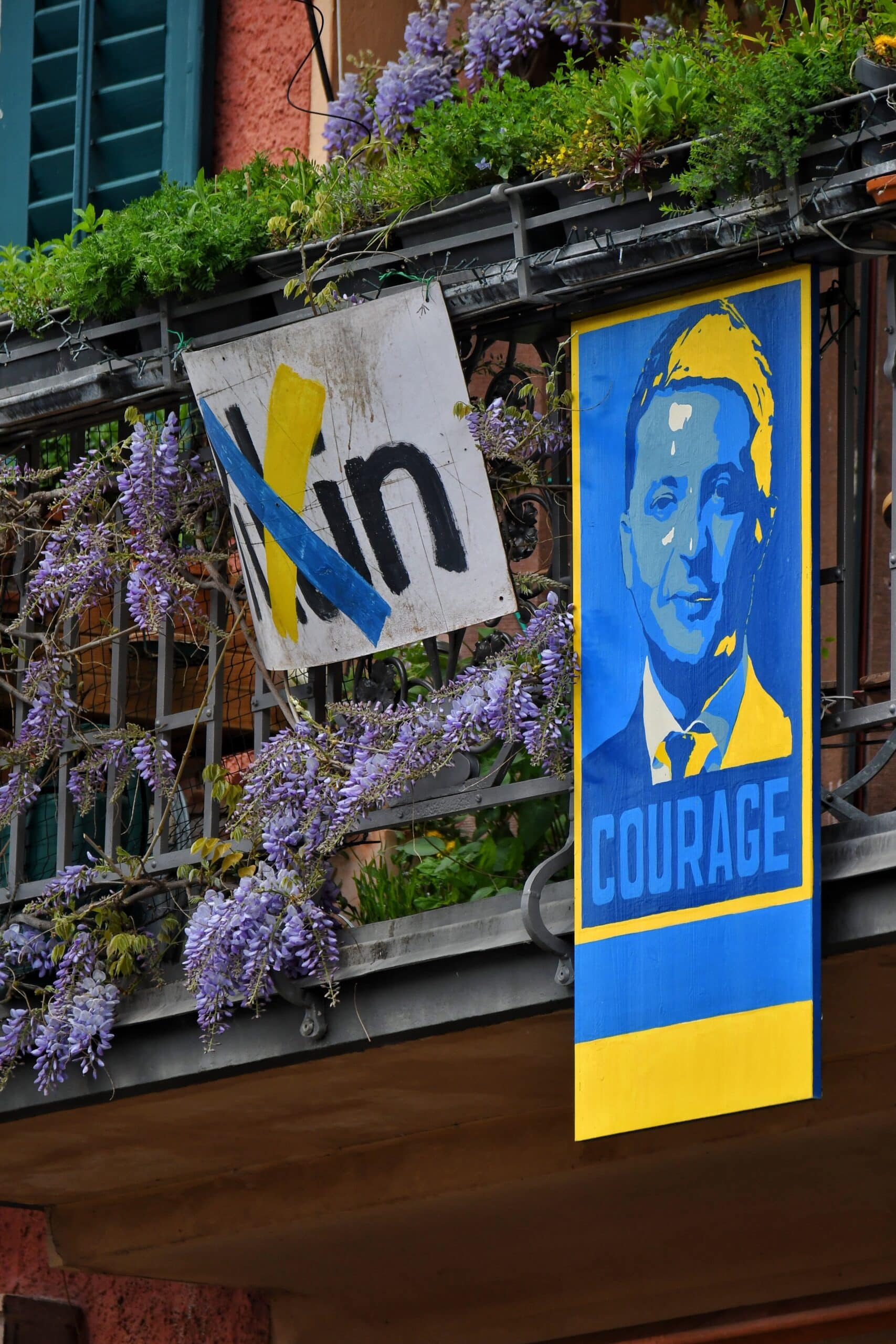 Les difficultés ukrainiennes remettent en question les soutiens politiques