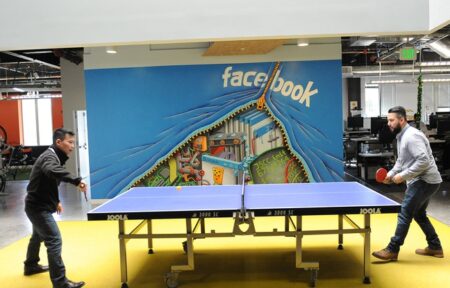 Faire parler les tables