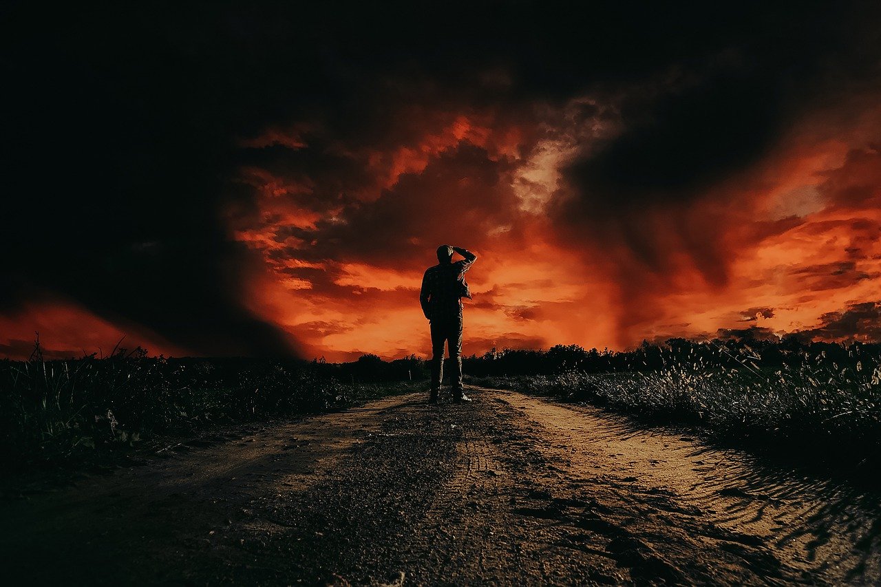 horloge-apocalypse-fin-du-monde-2025-alerte