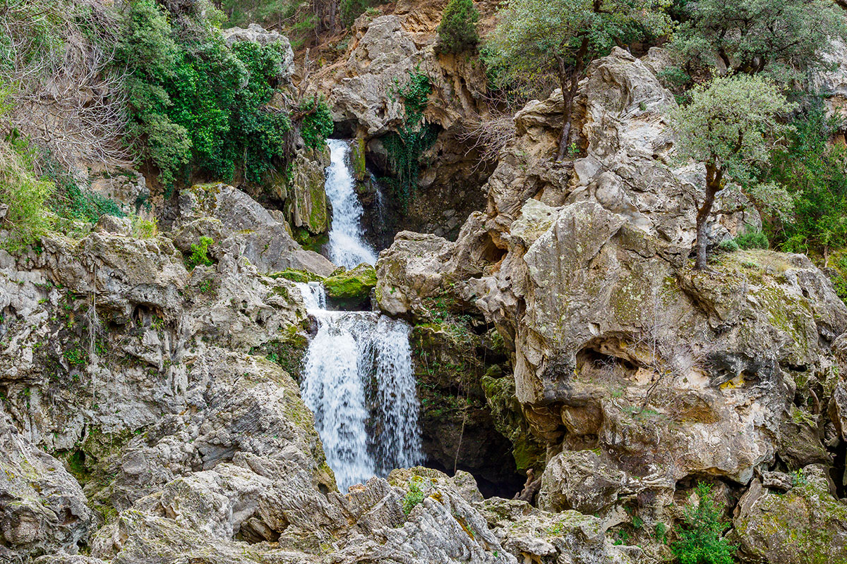 Découverte de la cascade d'Aljibe et des bijoux naturels espagnols