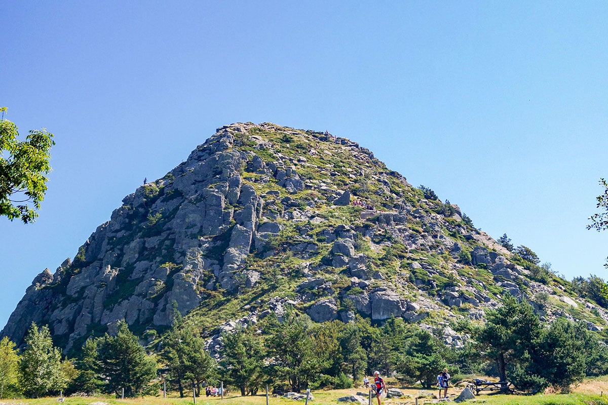 Le mont Gerbier-de-Jonc : un bijou naturel et culturel de l'Ardèche
