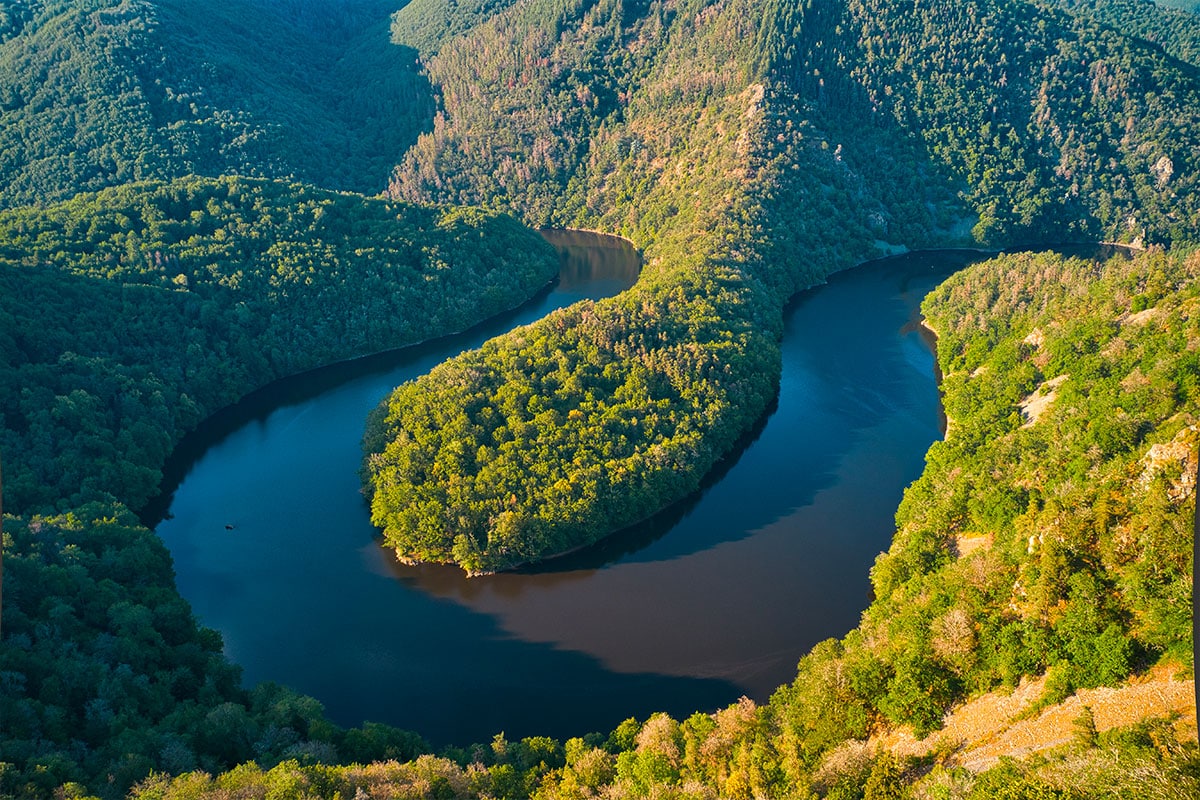 Le méandre de Queuille : un coin de paradis au cœur des Combrailles