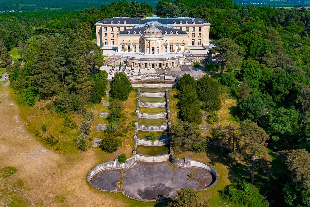 Une escapade tranquille à Rochefort-en-Yvelines : le château Porgès et ses trésors cachés