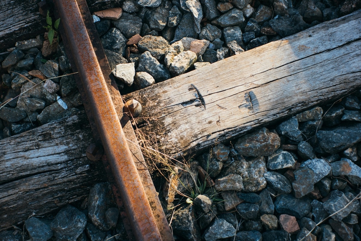 SNCF, transport, train, décrochage, risque, réseau national, ligne ferroviaire, investissement, alerte