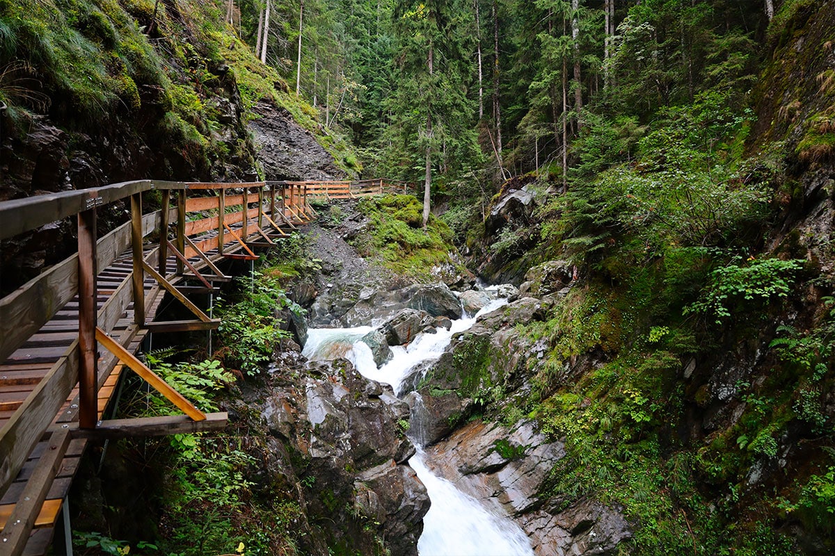 À la découverte des Gorges du Fier, un petit bijou naturel en Haute-Savoie