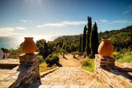 Rayol-Canadel-sur-Mer : un trésor méditerranéen bien gardé