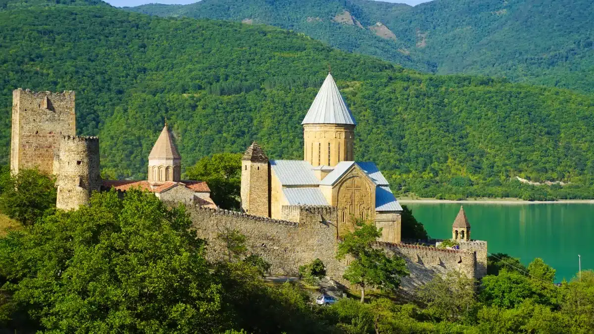 La Géorgie : un trésor caché d'aventure et de bonne bouffe