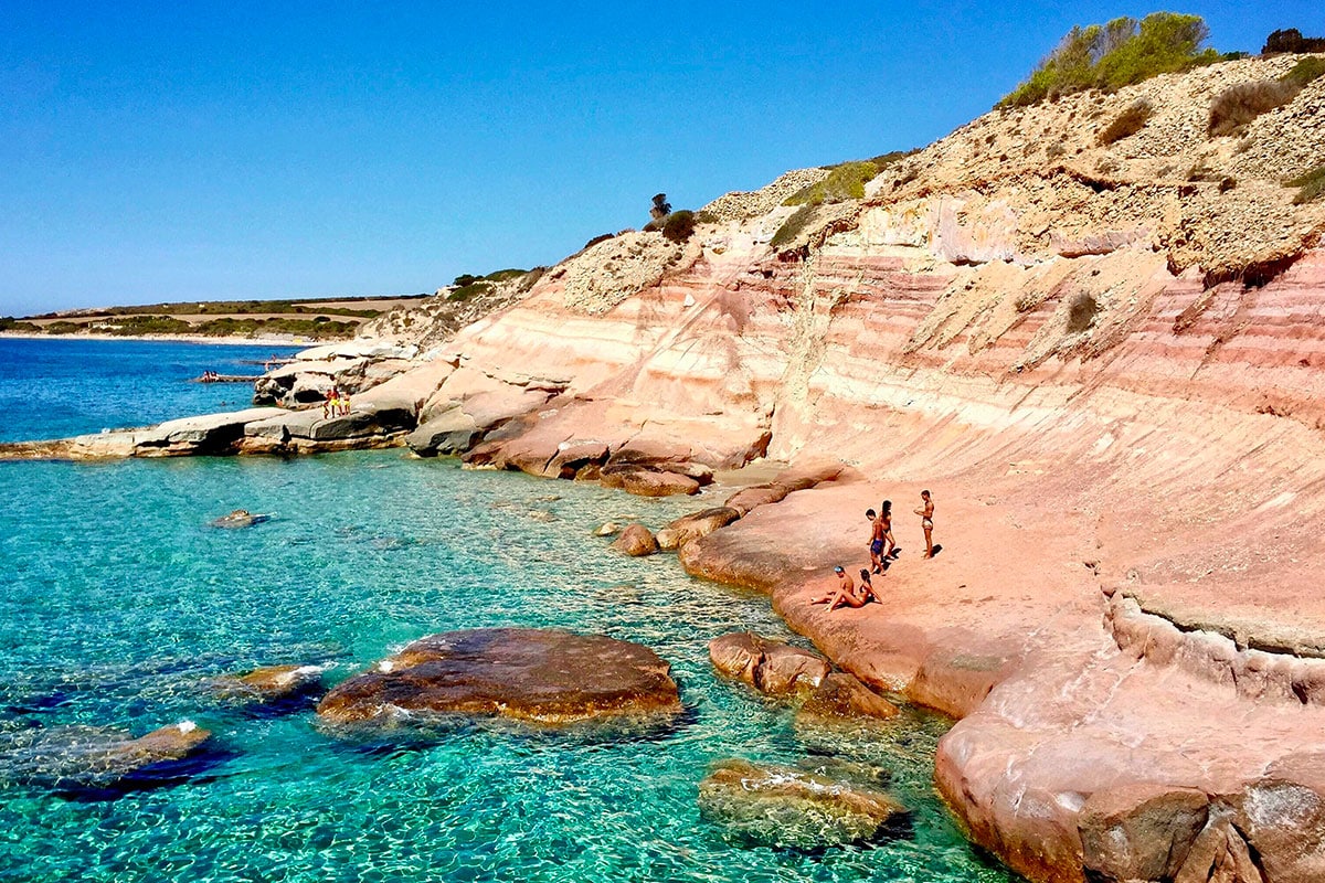 Découvrez l'île de San Pietro : un joyau caché de la Méditerranée
