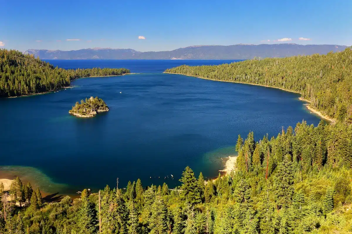 Découvrez le lac Tahoe : un trésor naturel entre la Californie et le Nevada
