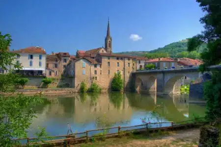 Saint-Antonin-Noble-Val : une escapade authentique et abordable dans le Tarn-et-Garonne