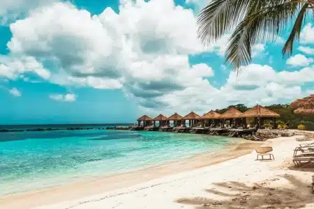 Découvrez Aruba : l'île où le soleil ne se couche jamais