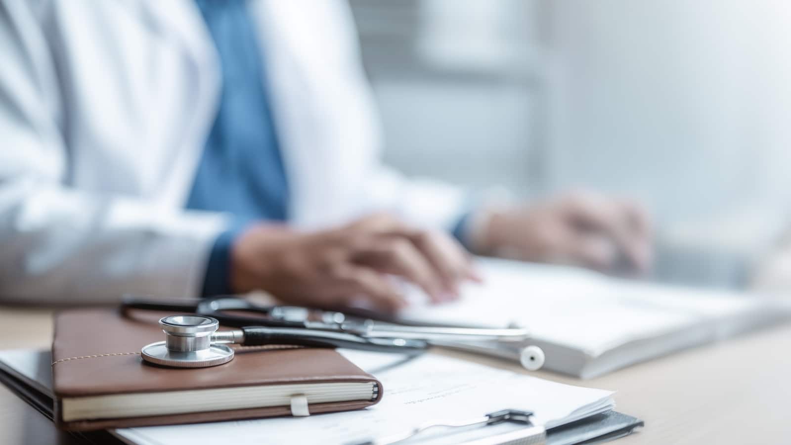 Dépassements d'honoraires : 4,3 milliards d'euros en 2024