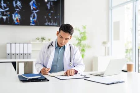 Dépression chez les médecins : un tiers des professionnels européens touchés