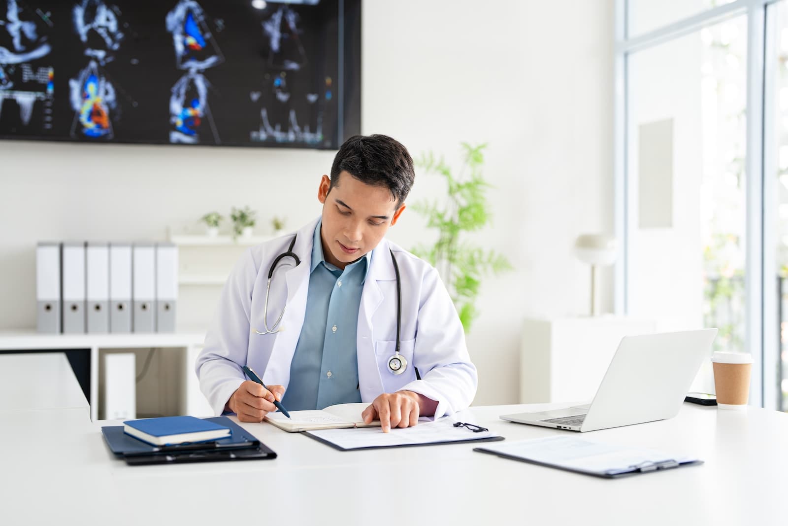 Dépression chez les médecins : un tiers des professionnels européens touchés