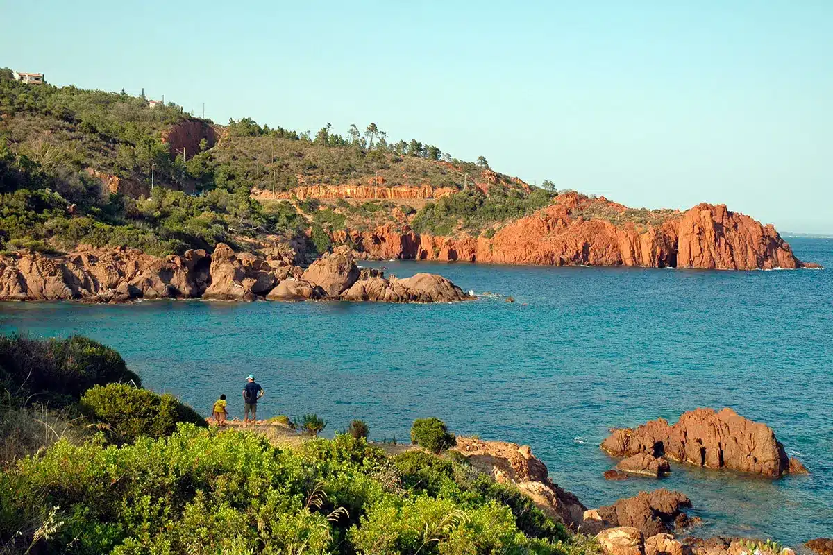 Le massif de l'Estérel : un joyau géologique sur la Côte d'Azur