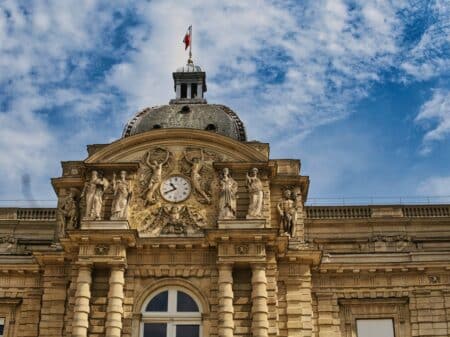 Colonisation Au Senat Une Loi Cadre Pour Reprendre Le Controle Des Restitutions Doeuvres