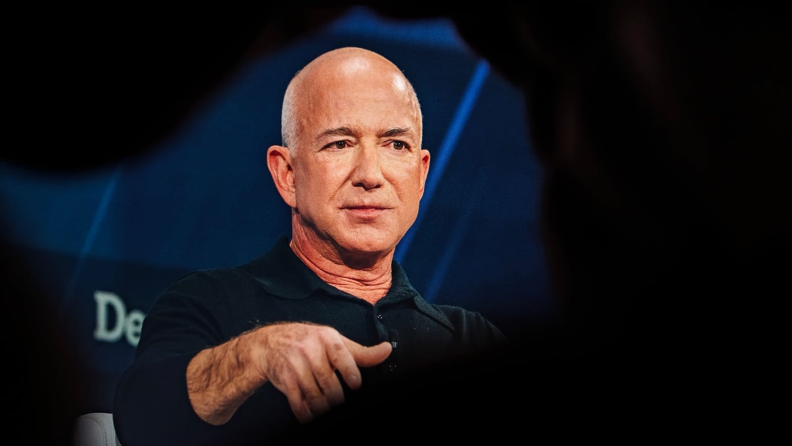 Jeff Bezos lance le réseau satellite TeraWave pour concurrencer Starlink