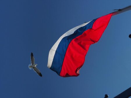 Gel des avoirs russes : la Banque centrale attaque l’Union européenne