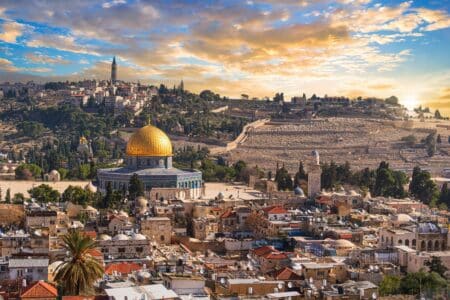 Shining,dome,of,the,rock,in,the,old,city,of