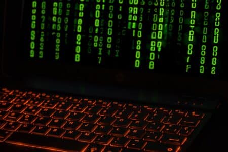 Cyberattaques : Paris prévoit une vague de sanctions contre des hackers russes