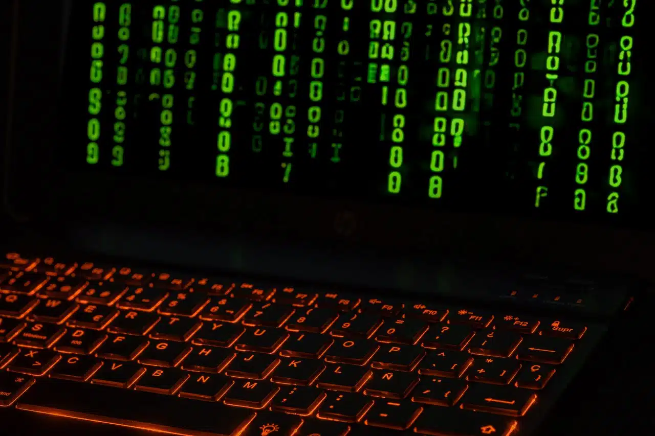 Cyberattaques : Paris prévoit une vague de sanctions contre des hackers russes