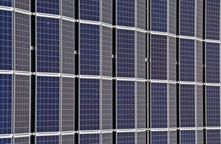 Énergie solaire : 3 térawatts de capacité, mais Pékin tire les ficelles